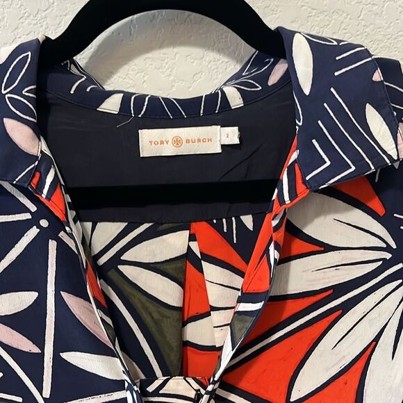 TORY BURCH Floral Pattern 100% Silk Top, Size 2 - Picture 5 of 8